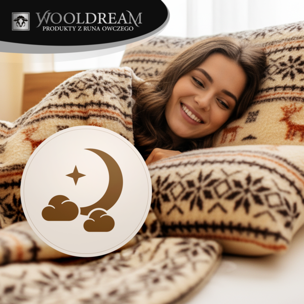 Poduszka z wełny owczej Merynos Australijski (wzór Renifer) Wooldream
